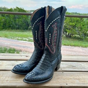 Black alligator 🐊 boots!